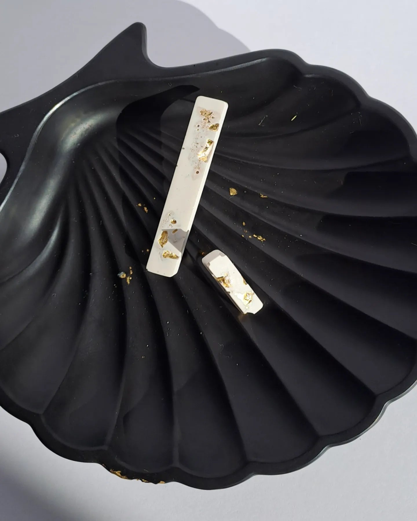 SHELL TRAY - BLACK