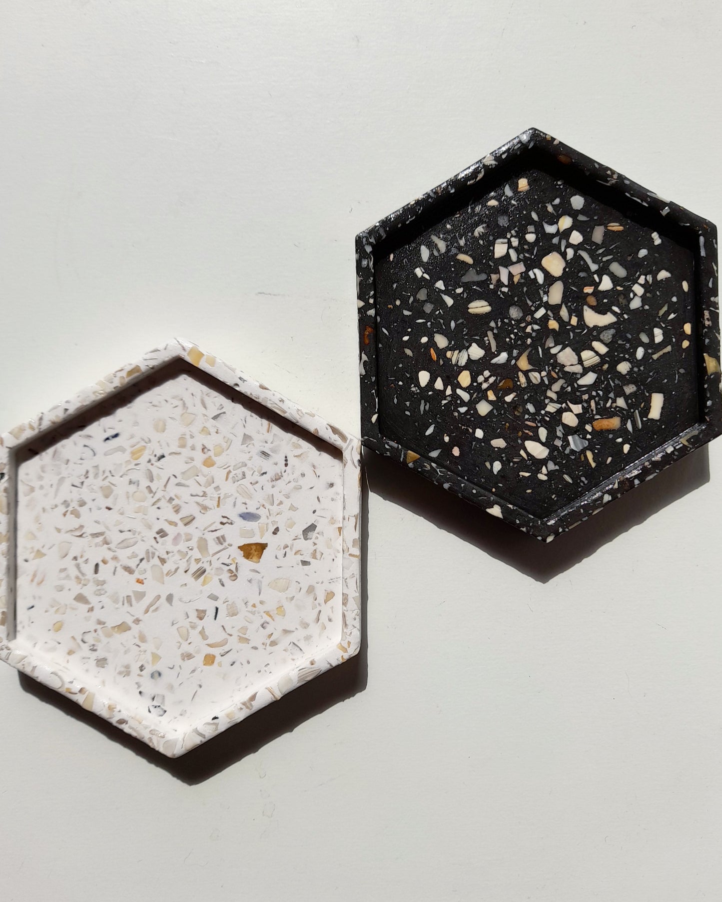 HEXAGONAL TRAY - PURO